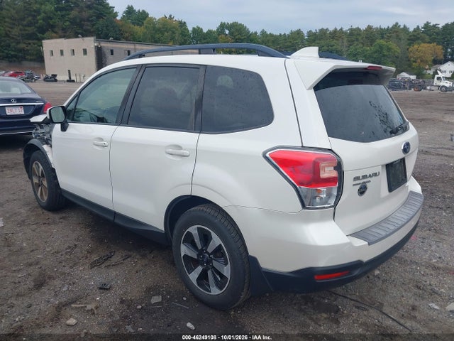 Продаж на аукціоні авто 2018 Subaru Forester 2.5i Premium, vin: JF2SJAEC1JG614175, номер лоту: 46249108