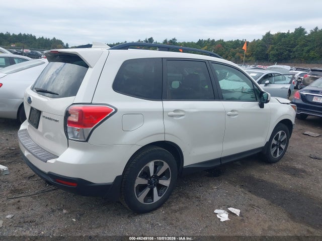 Продаж на аукціоні авто 2018 Subaru Forester 2.5i Premium, vin: JF2SJAEC1JG614175, номер лоту: 46249108