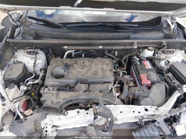 46249151 :رقم المزاد ، 2T3C1RFV9LW095353 vin ، 2020 Toyota Rav4 Xle Premium مزاد بيع