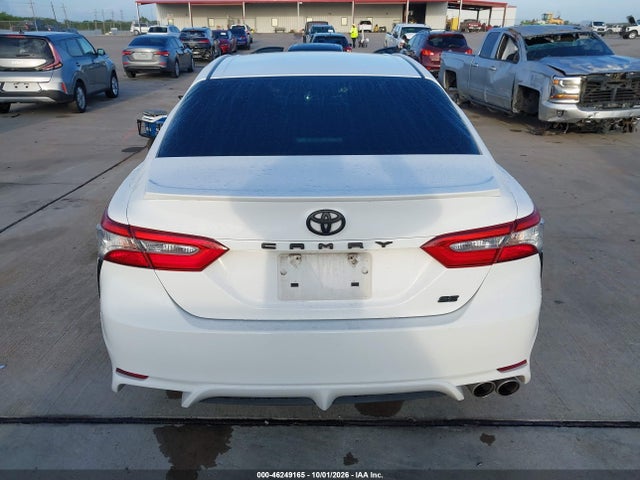 Продажа на аукционе авто 2018 Toyota Camry Se, vin: 4T1B11HK0JU558048, номер лота: 46249165