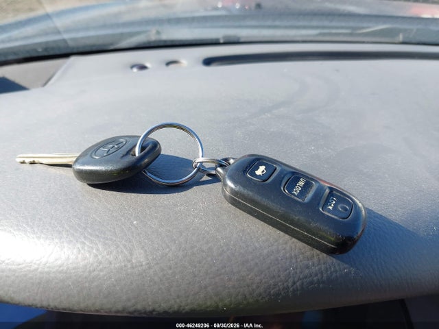 46249206 :رقم المزاد ، 4T1BE30K14U271995 vin ، 2004 Toyota Camry Xle مزاد بيع