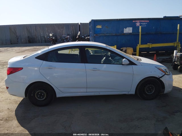 46249232 :رقم المزاد ، KMHCT4AE3HU272113 vin ، 2017 Hyundai Accent Se مزاد بيع