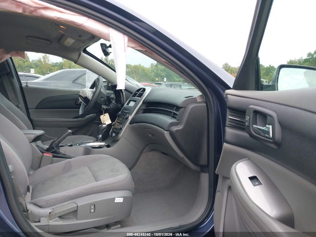 46249240 :رقم المزاد ، 1G11A5SL3FF233682 vin ، 2015 Chevrolet Malibu 1fl مزاد بيع