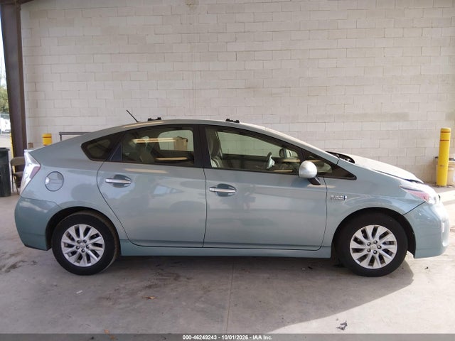 Toyota PRIUS PLUG-IN 2015 JTDKN3DP6F3065414 Image 13