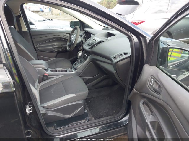 Продаж на аукціоні авто 2015 Ford Escape S, vin: 1FMCU0F79FUA47675, номер лоту: 46249251