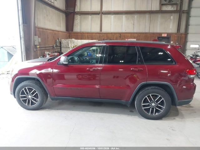 Продаж на аукціоні авто 2017 Jeep Grand Cherokee Trailhawk 4x4, vin: 1C4RJFLGXHC663182, номер лоту: 46249356