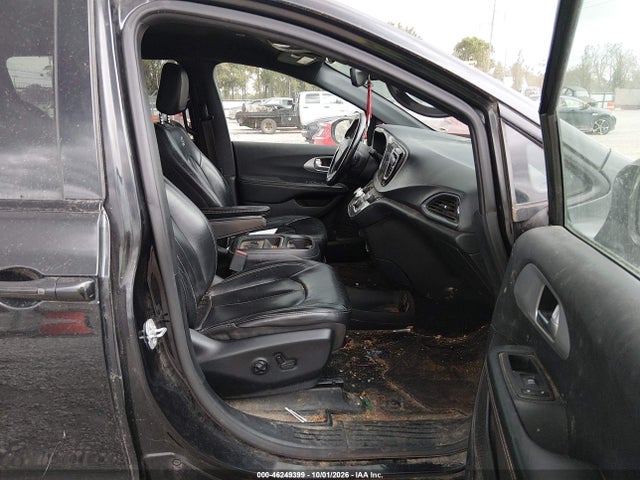 Продаж на аукціоні авто 2018 Chrysler Pacifica Touring L, vin: 2C4RC1BG1JR261966, номер лоту: 46249399