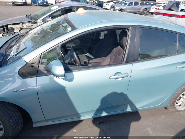 2017 Toyota Prius Two მანქანა იყიდება აუქციონზე, vin: JTDKBRFU1H3039790, აუქციონის ნომერი: 46249408