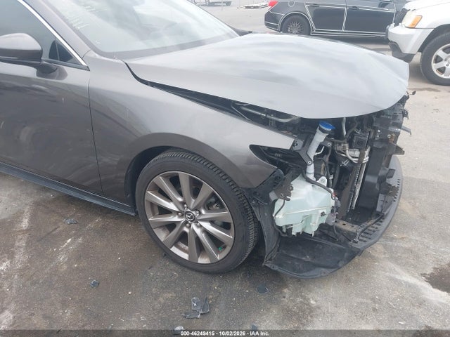 Продаж на аукціоні авто 2019 Mazda Mazda3 Premium Package, vin: 3MZBPAEM6KM100199, номер лоту: 46249415