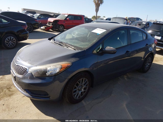 KIA FORTE LX 2016 KNAFK4A64G5562086 Image 2