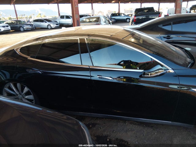 Продаж на аукціоні авто 2013 Tesla Model S Performance, vin: 5YJSA1CPXDFP21048, номер лоту: 46249443