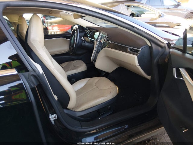 Продаж на аукціоні авто 2013 Tesla Model S Performance, vin: 5YJSA1CPXDFP21048, номер лоту: 46249443