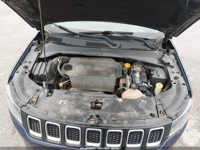 2018 Jeep Compass Latitude 4x4 მანქანა იყიდება აუქციონზე, vin: 3C4NJDBB5JT492537, აუქციონის ნომერი: 46249444