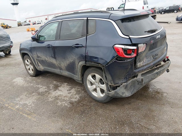 2018 Jeep Compass Latitude 4x4 მანქანა იყიდება აუქციონზე, vin: 3C4NJDBB5JT492537, აუქციონის ნომერი: 46249444