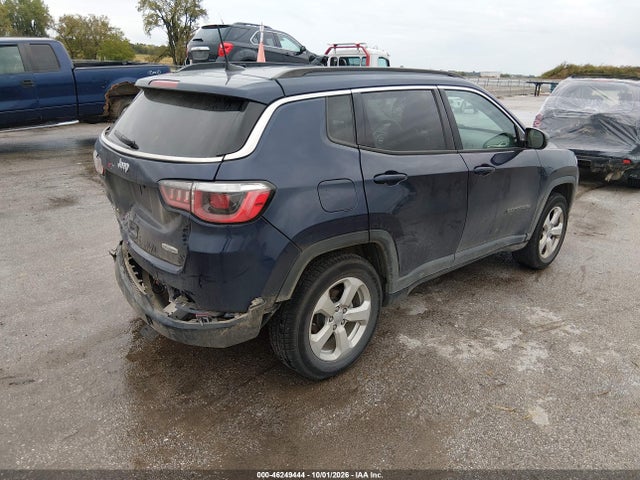 2018 Jeep Compass Latitude 4x4 მანქანა იყიდება აუქციონზე, vin: 3C4NJDBB5JT492537, აუქციონის ნომერი: 46249444