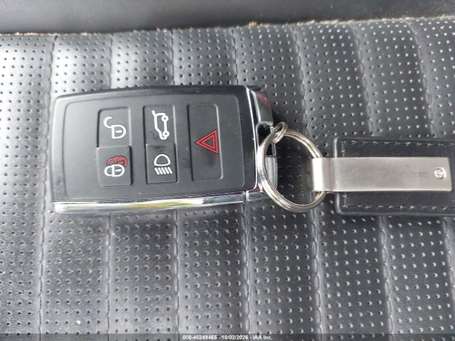 46249465 :رقم المزاد ، SALRT2RKXJA063108 vin ، 2018 Land Rover Discovery Hse Luxury مزاد بيع