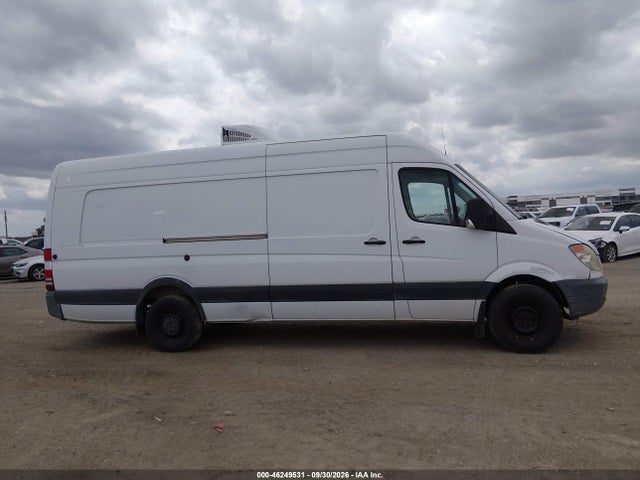 46249531 :رقم المزاد ، WD3PE8CC5B5557278 vin ، 2011 Mercedes-benz Sprinter 2500 High Roof مزاد بيع