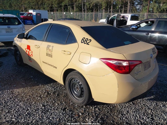 Toyota COROLLA LE 2019 2T1BURHE9KC196904 Image 3