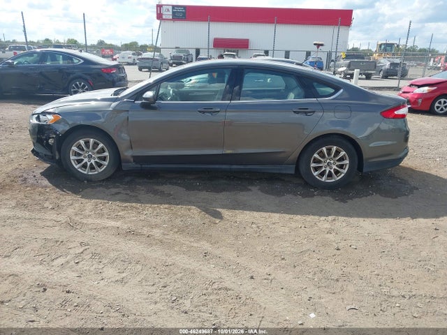 Продажа на аукционе авто 2016 Ford Fusion S, vin: 3FA6P0G71GR214665, номер лота: 46249687