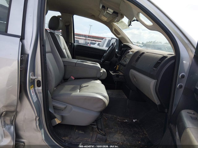 46249741 :رقم المزاد ، 5TFRU5F16BX024225 vin ، 2011 Toyota Tundra Grade V6 مزاد بيع