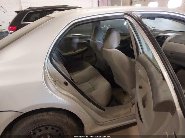 46249757 :رقم المزاد ، 1NXBU40E89Z011586 vin ، 2009 Toyota Corolla Le مزاد بيع