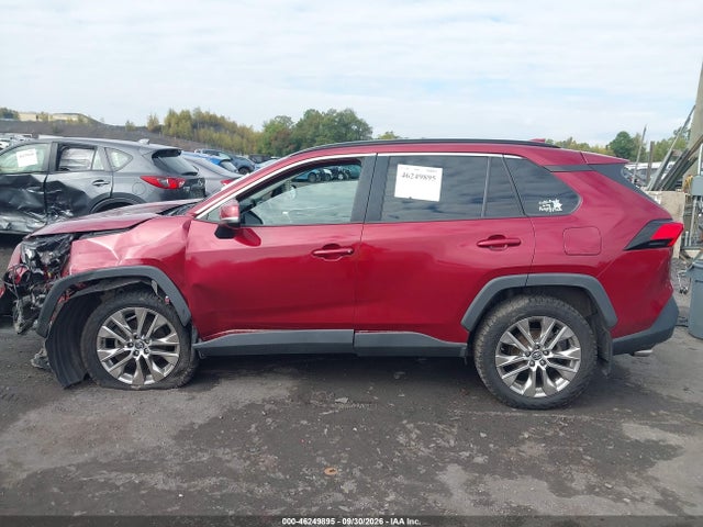 46249895 :رقم المزاد ، 2T3A1RFV2LW113005 vin ، 2020 Toyota Rav4 Xle Premium مزاد بيع