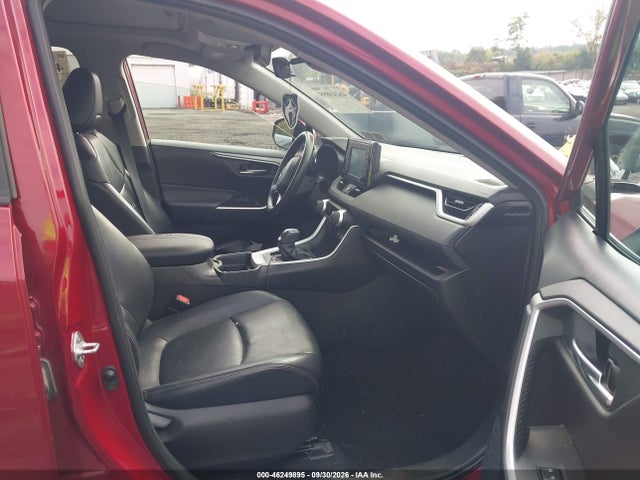 46249895 :رقم المزاد ، 2T3A1RFV2LW113005 vin ، 2020 Toyota Rav4 Xle Premium مزاد بيع