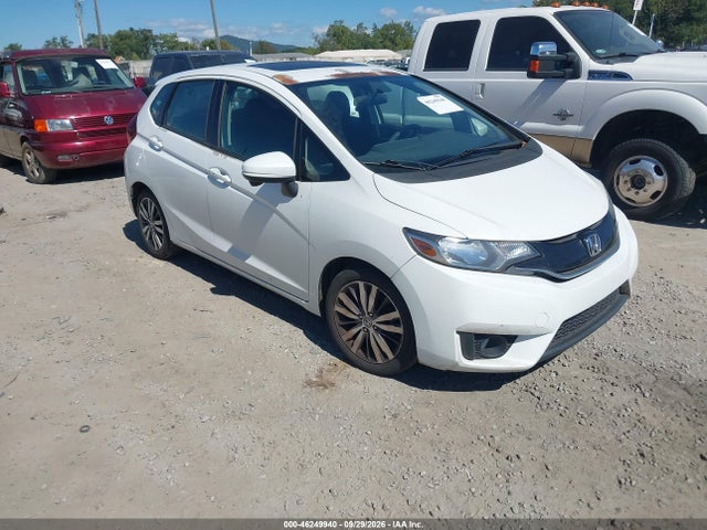 Продажа на аукционе авто 2015 Honda Fit Ex/ex-l, vin: 3HGGK5H88FM752049, номер лота: 46249940