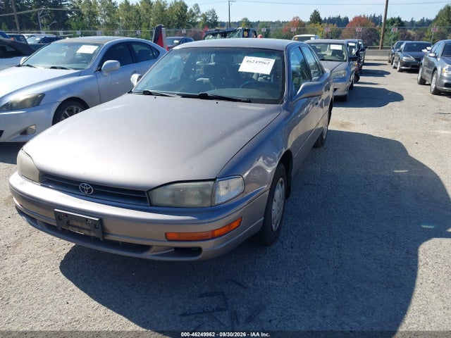 1992 Toyota Camry Le მანქანა იყიდება აუქციონზე, vin: JT2SK12E8N0080715, აუქციონის ნომერი: 46249962