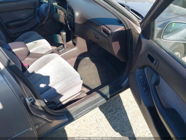 1992 Toyota Camry Le მანქანა იყიდება აუქციონზე, vin: JT2SK12E8N0080715, აუქციონის ნომერი: 46249962