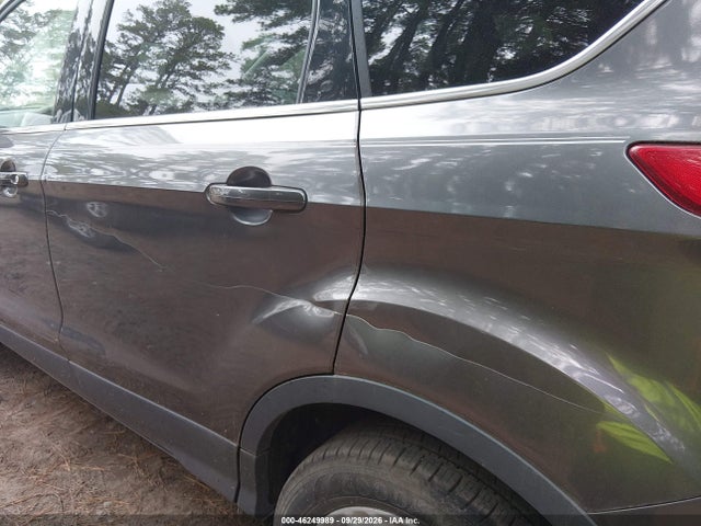 Продаж на аукціоні авто 2016 Ford Escape Se, vin: 1FMCU0GX1GUA51560, номер лоту: 46249989