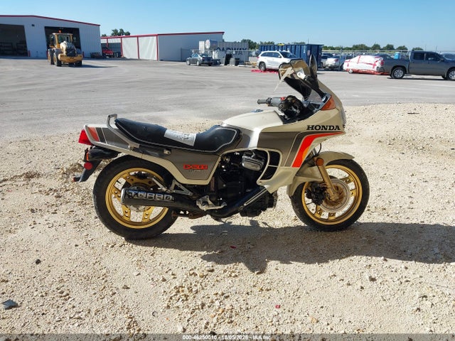 Продажа на аукционе авто 1982 Honda Cx500 T, vin: JH2PC0308CM001211, номер лота: 46250010