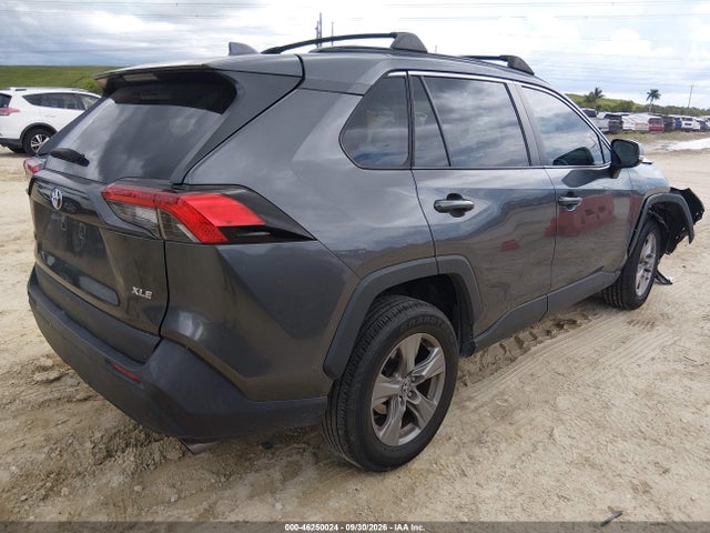 46250024 :رقم المزاد ، 2T3W1RFV2RC260408 vin ، 2024 Toyota Rav4 Xle مزاد بيع