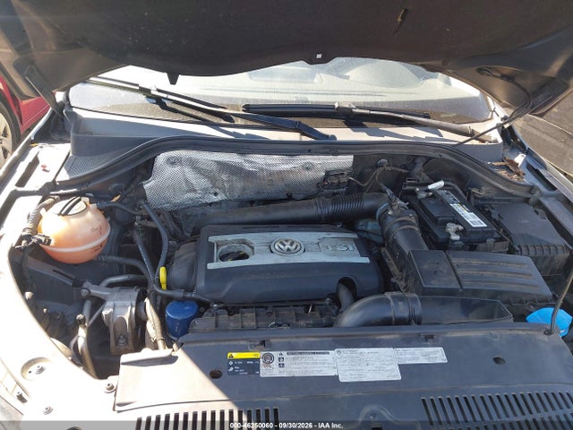 46250060 :رقم المزاد ، WVGAV7AX1FW545295 vin ، 2015 Volkswagen Tiguan S مزاد بيع