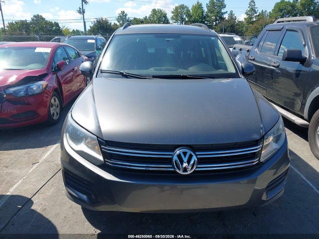 46250060 :رقم المزاد ، WVGAV7AX1FW545295 vin ، 2015 Volkswagen Tiguan S مزاد بيع