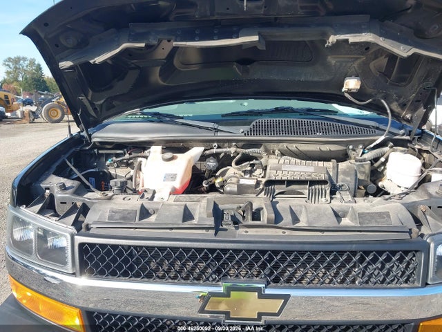 46250092 :رقم المزاد ، 1GAZGPFG8J1299421 vin ، 2018 Chevrolet Express 3500 Lt مزاد بيع
