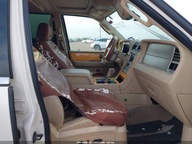 46250125 :رقم المزاد ، 5LMFL275X7LJ14376 vin ، 2007 Lincoln Navigator L مزاد بيع
