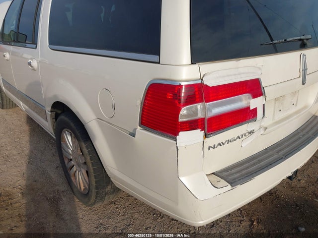46250125 :رقم المزاد ، 5LMFL275X7LJ14376 vin ، 2007 Lincoln Navigator L مزاد بيع