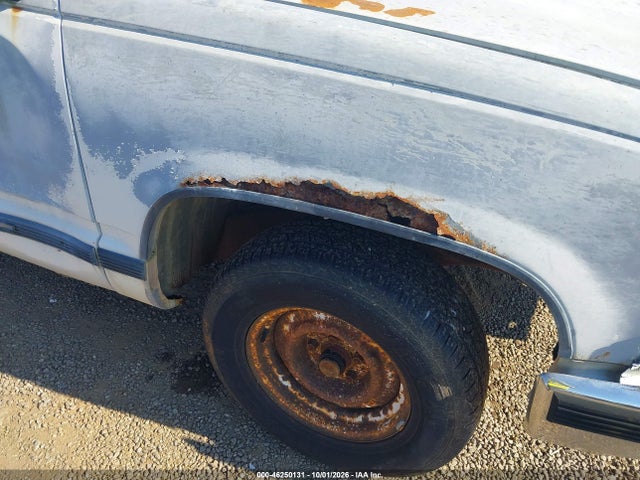 46250131 :رقم المزاد ، 2GCDC14Z1J1185611 vin ، 1988 Chevrolet Gmt-400 C1500 مزاد بيع