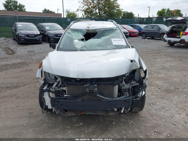 Продаж на аукціоні авто 2018 Nissan Rogue Sl, vin: 5N1AT2MVXJC733245, номер лоту: 46250135