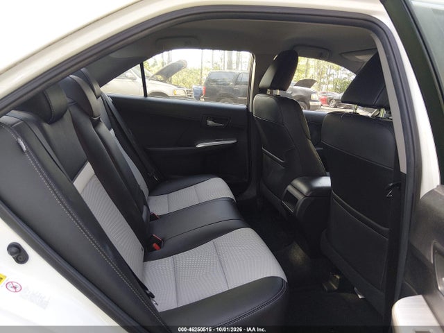 46250515 :رقم المزاد ، 4T1BF1FK5EU362861 vin ، 2014 Toyota Camry Se مزاد بيع