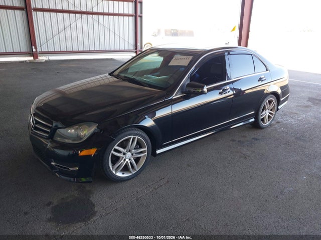 46250533 :رقم المزاد ، WDDGF4HB3EA888695 vin ، 2014 Mercedes-benz C 250 Luxury/sport مزاد بيع