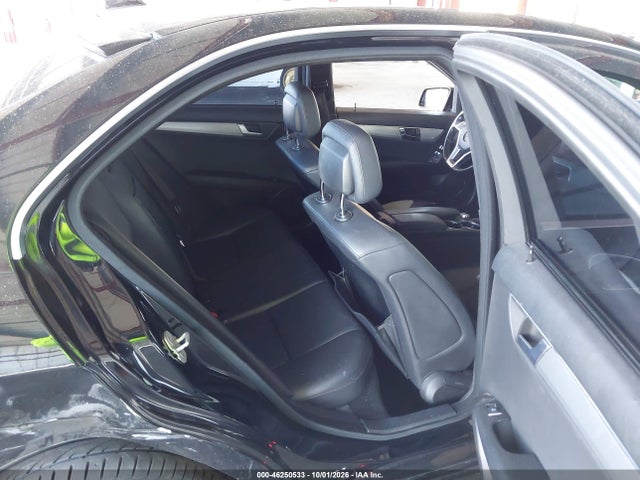 46250533 :رقم المزاد ، WDDGF4HB3EA888695 vin ، 2014 Mercedes-benz C 250 Luxury/sport مزاد بيع