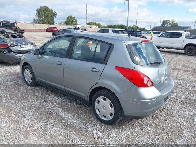 2009 Nissan Versa 1.8s მანქანა იყიდება აუქციონზე, vin: 3N1BC13E49L461010, აუქციონის ნომერი: 46250543