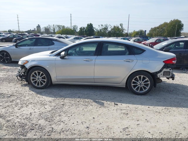 46250573 :رقم المزاد ، 3FA6P0H79HR104334 vin ، 2017 Ford Fusion Se مزاد بيع