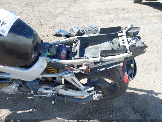 46250669 :رقم المزاد ، JH2SC3604WM002335 vin ، 1998 Honda Vtr1000 F مزاد بيع