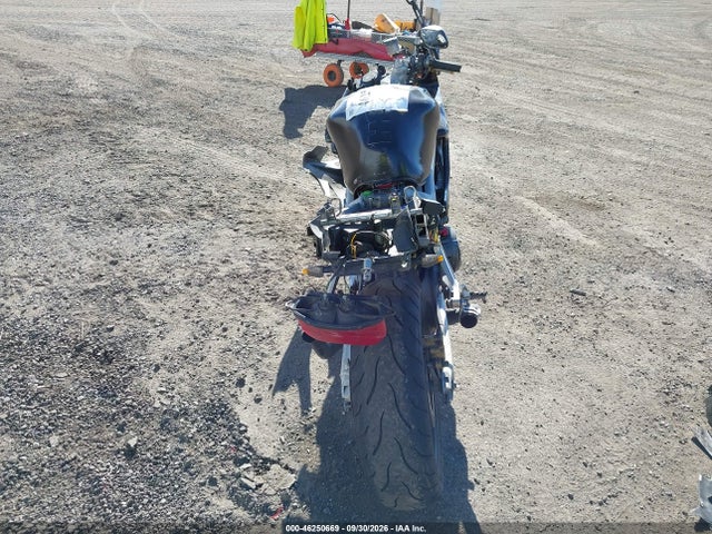 46250669 :رقم المزاد ، JH2SC3604WM002335 vin ، 1998 Honda Vtr1000 F مزاد بيع