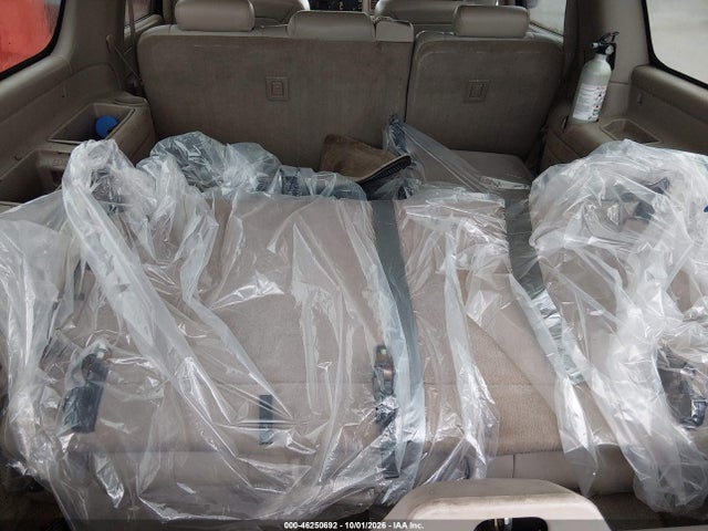 46250692 :رقم المزاد ، 1GNEC16Z14J233515 vin ، 2004 Chevrolet Suburban 1500 Lt مزاد بيع