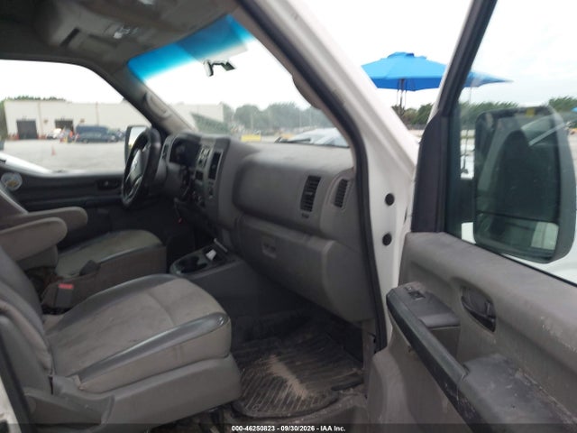 2017 Nissan Nv Cargo Nv2500 Hd S V6 მანქანა იყიდება აუქციონზე, vin: 1N6BF0LY3HN800103, აუქციონის ნომერი: 46250823
