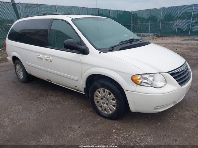 Aukcja sprzedaży 2005 Chrysler Town & Country Lx, vin: 2C4GP44R85R123861, numer aukcji: 46250836